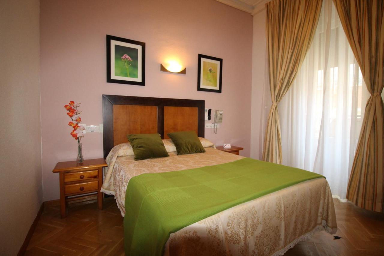 Hostal Greco Gran Via Madrid Exterior foto